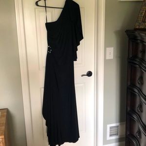 Cachet Black Dress Size 6 drape over shoulder